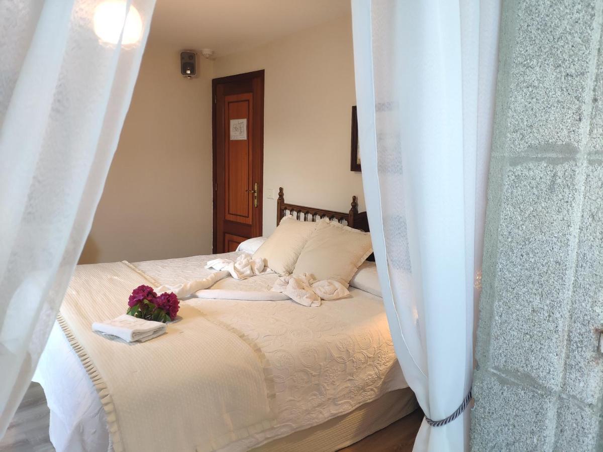 Pension Pura Cuntis Bagian luar foto