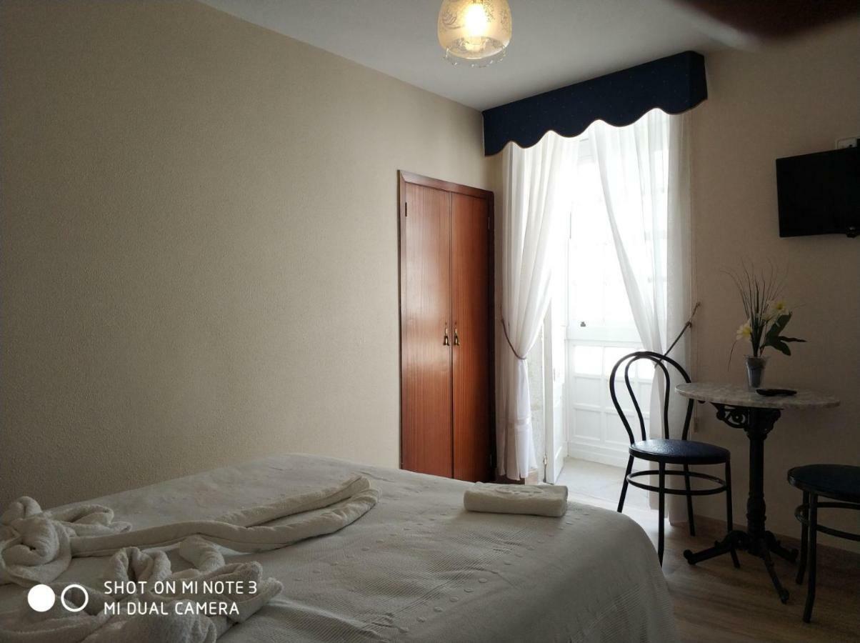 Pension Pura Cuntis Bagian luar foto